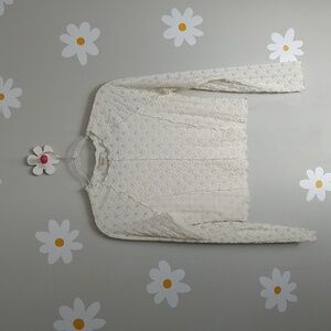 Atelier By Kirious Elegant Cream Lacy Flower Design Long-Sleeve Fitted Blouse